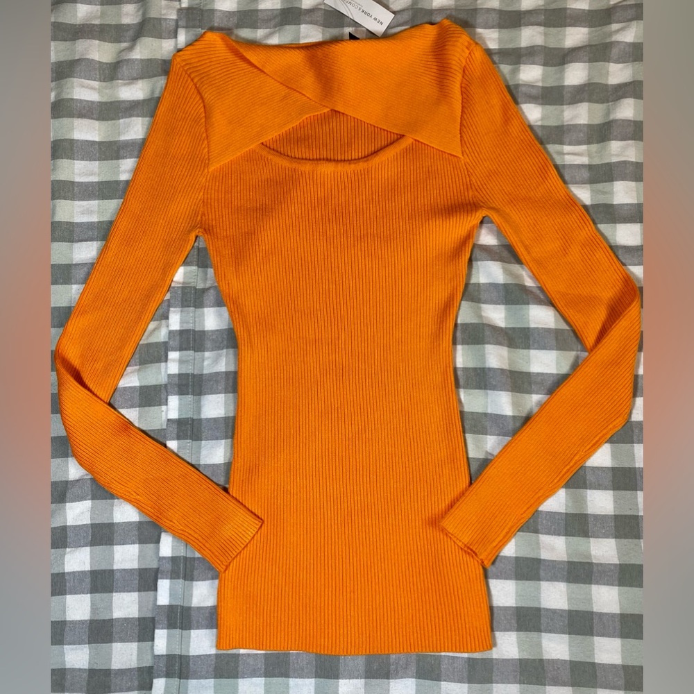 New York & Company Women’s Ribbed Cut-Out Pullover Sweater